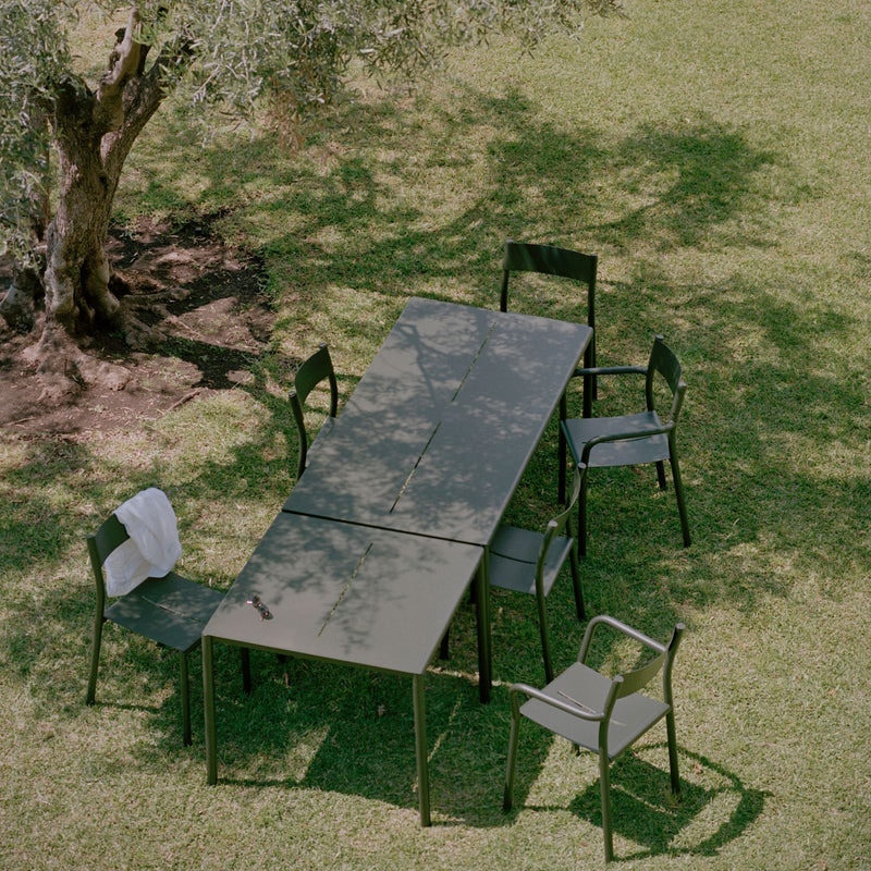 May Table | Outdoor dining table
