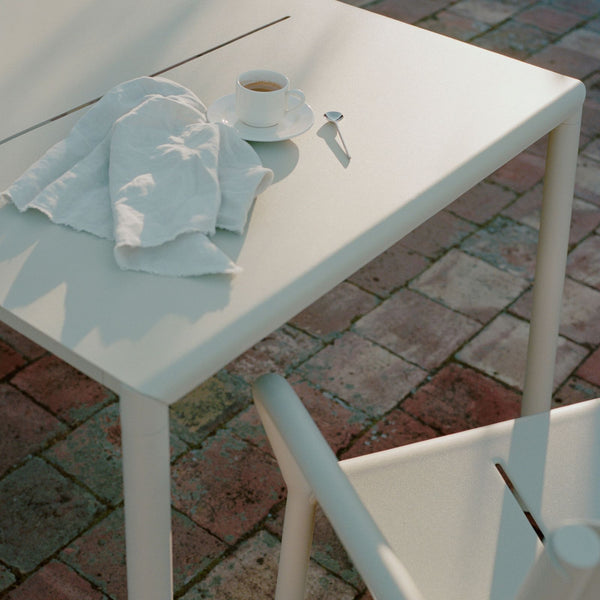 May Table | Outdoor dining table