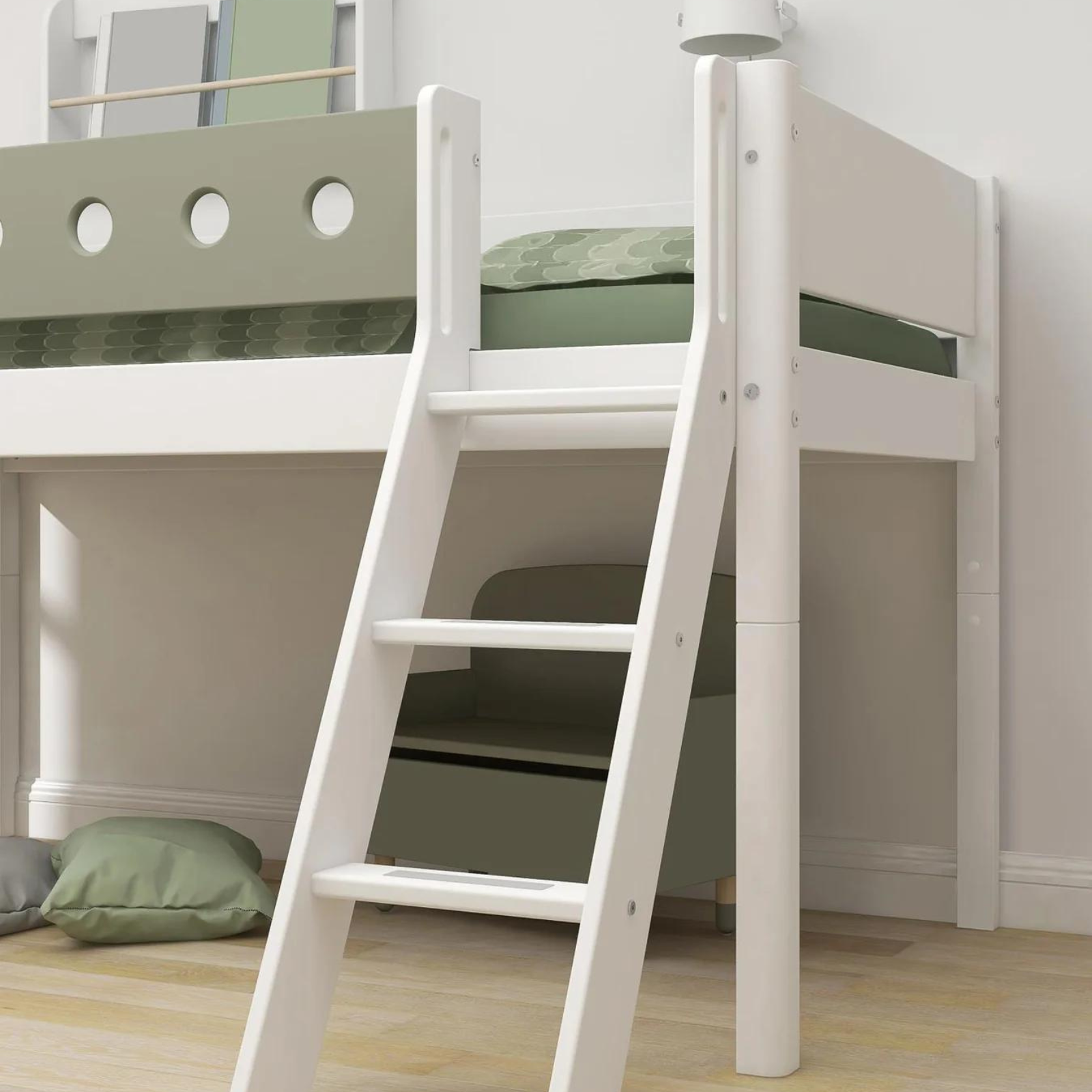 FLEXA Mid-high bed with Slide example 3