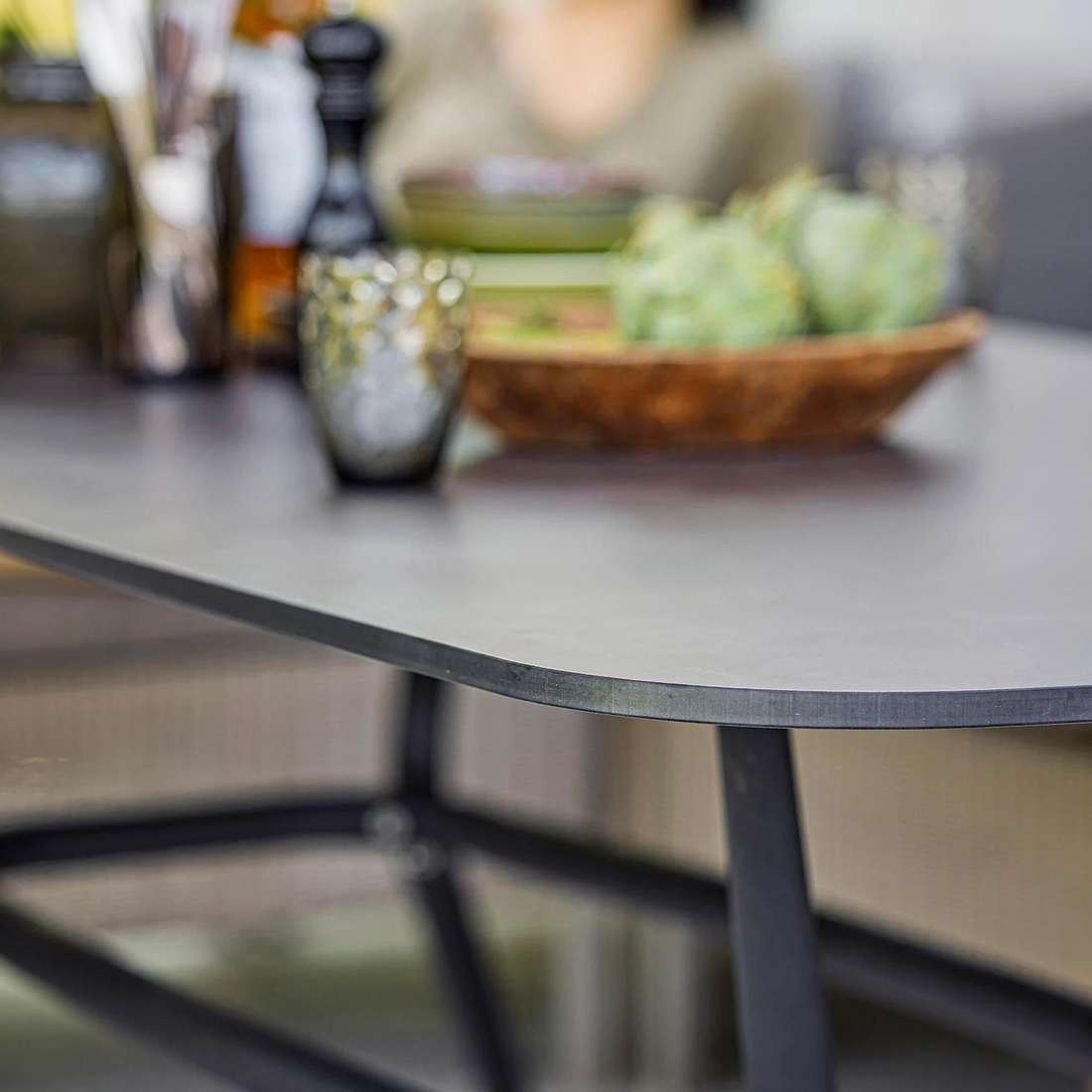 Joy | Outdoor Dining Table