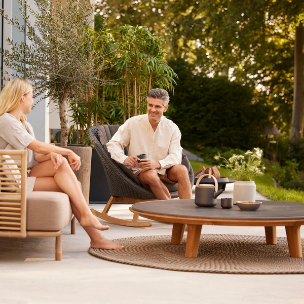 Aspect | Outdoor Coffee Table
