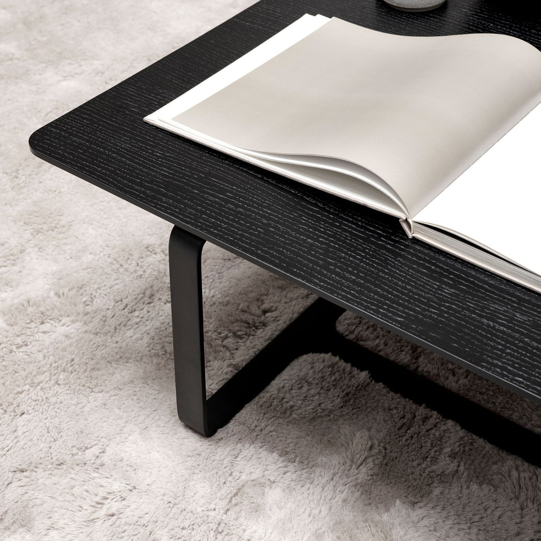 Root | Coffee table