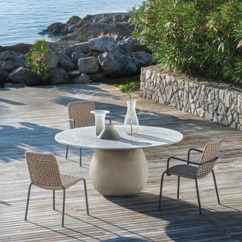 Inout | Outdoor  Round Table