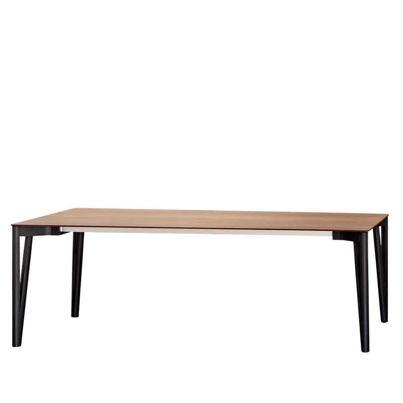Decapo | Dining Table