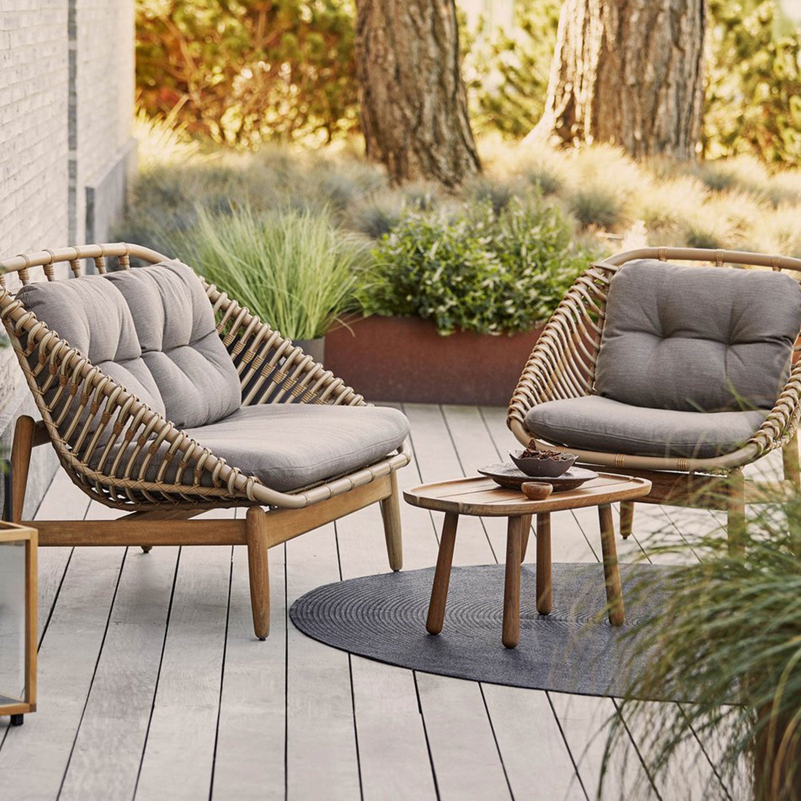 String | Outdoor Lounge Chair